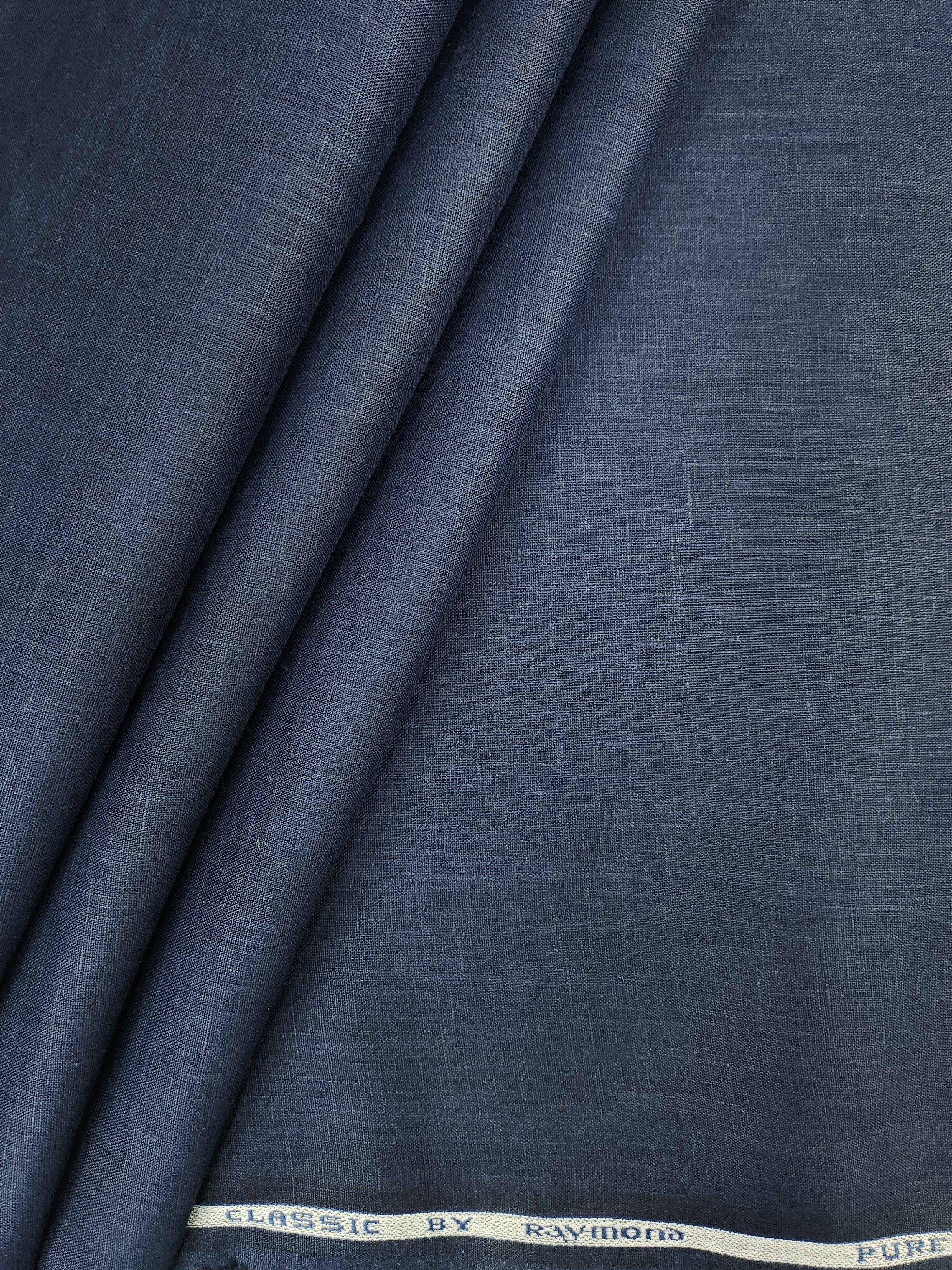 Raymond Linen (Blue)