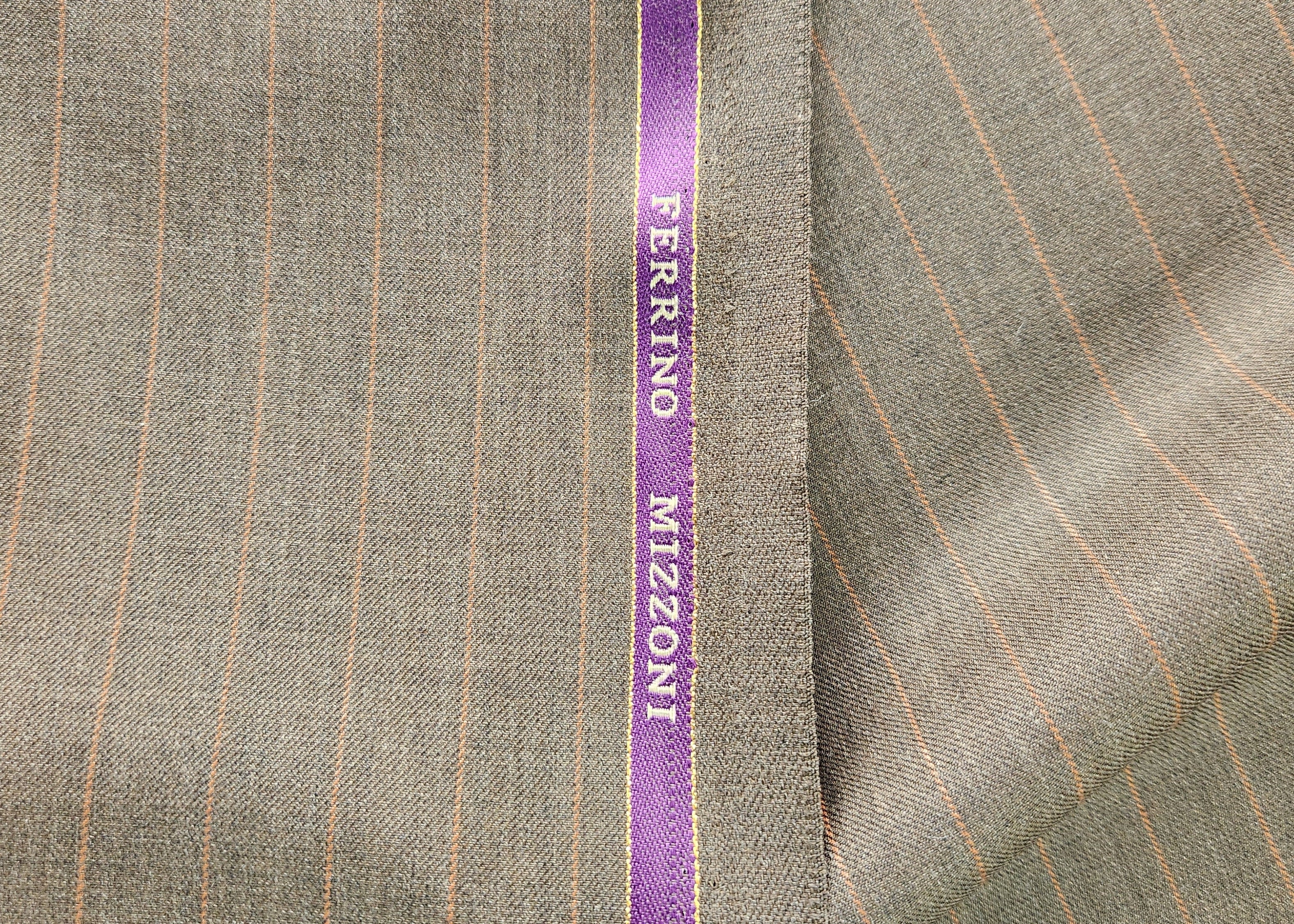 Ferrino Mizzoni Super 120 Wool Blend Suiting Fabric (Brown)
